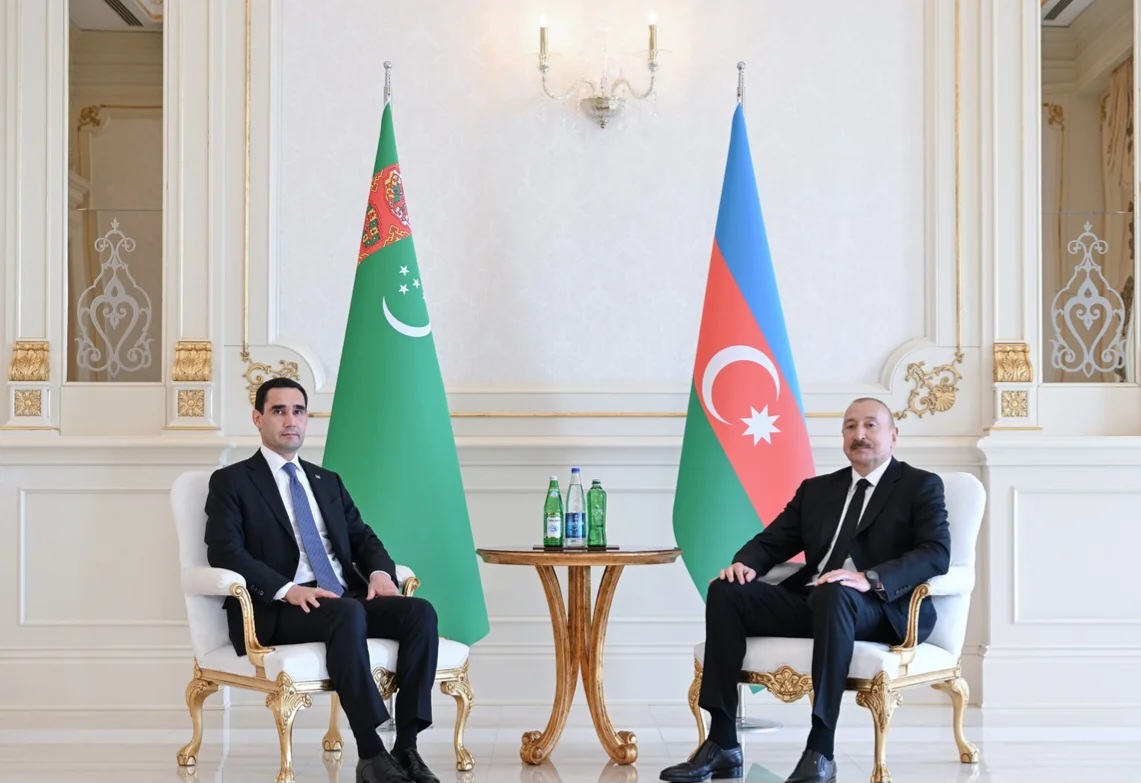 Azərbaycan və Türkmənistan prezidentləri arasında təkbətək görüş keçirilib
